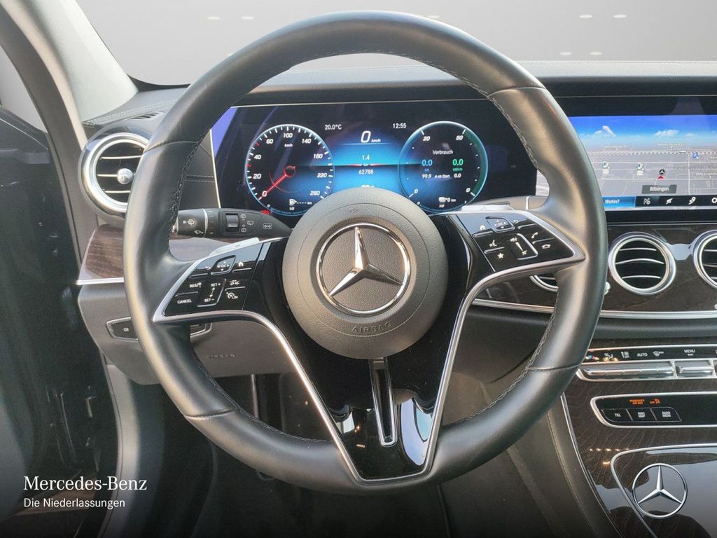 Mercedes-Benz E 300 2022