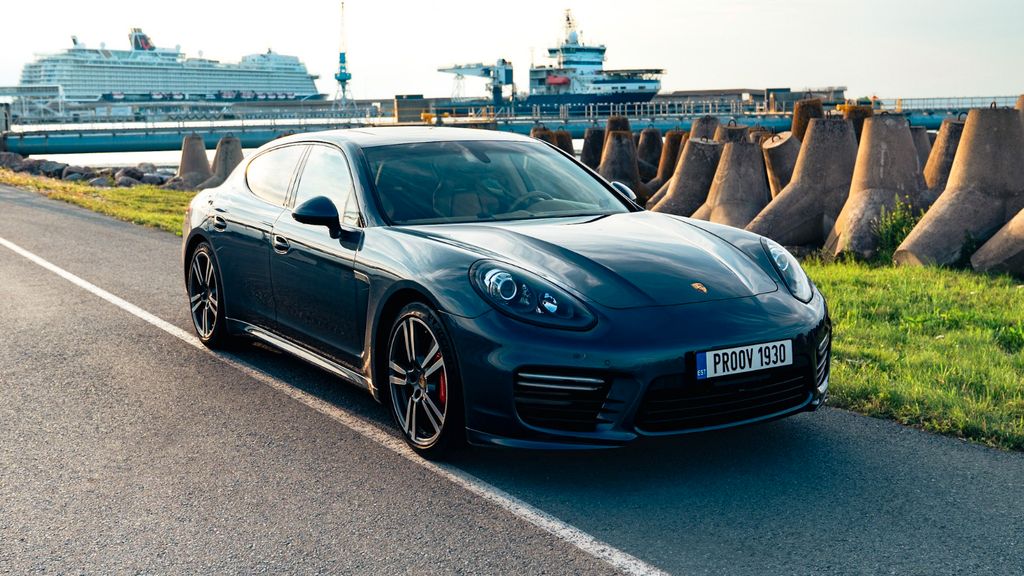 Porsche Panamera 2015