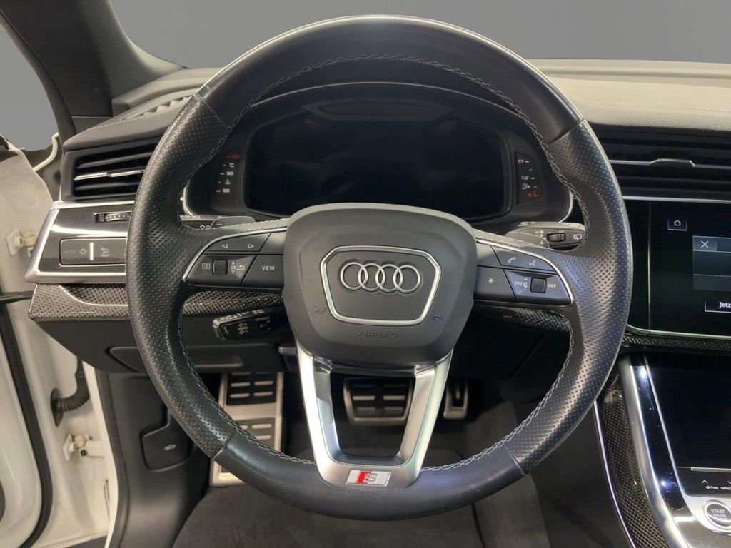 Audi Q8 2022