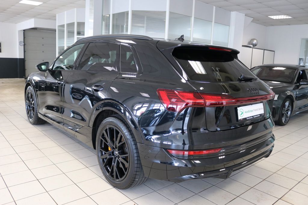 Audi e-tron 2022
