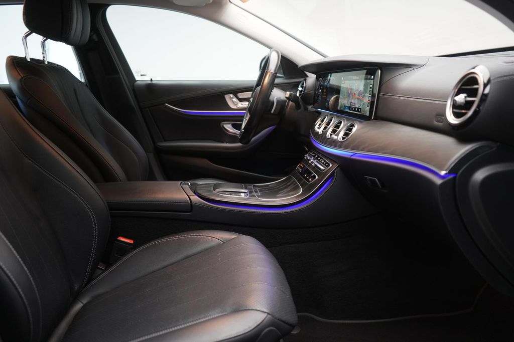 Mercedes-Benz E 300 2021