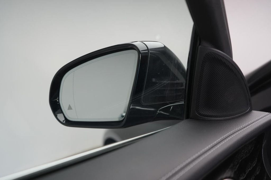 Mercedes-Benz E 300 2021