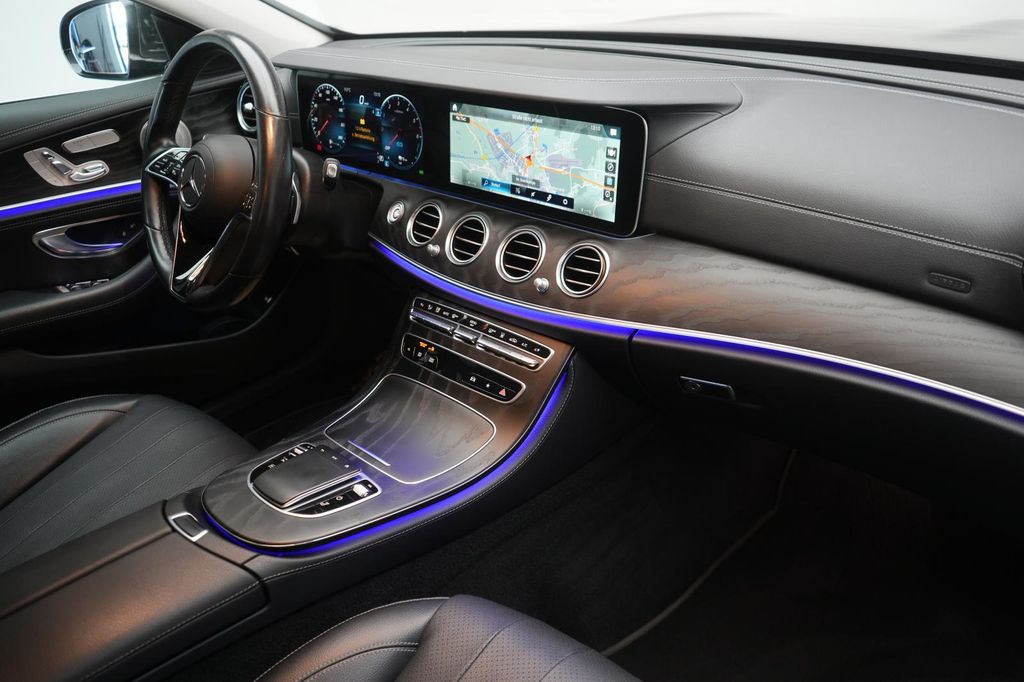 Mercedes-Benz E 300 2021