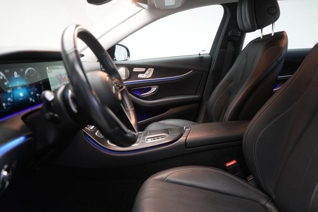 Mercedes-Benz E 300 2021