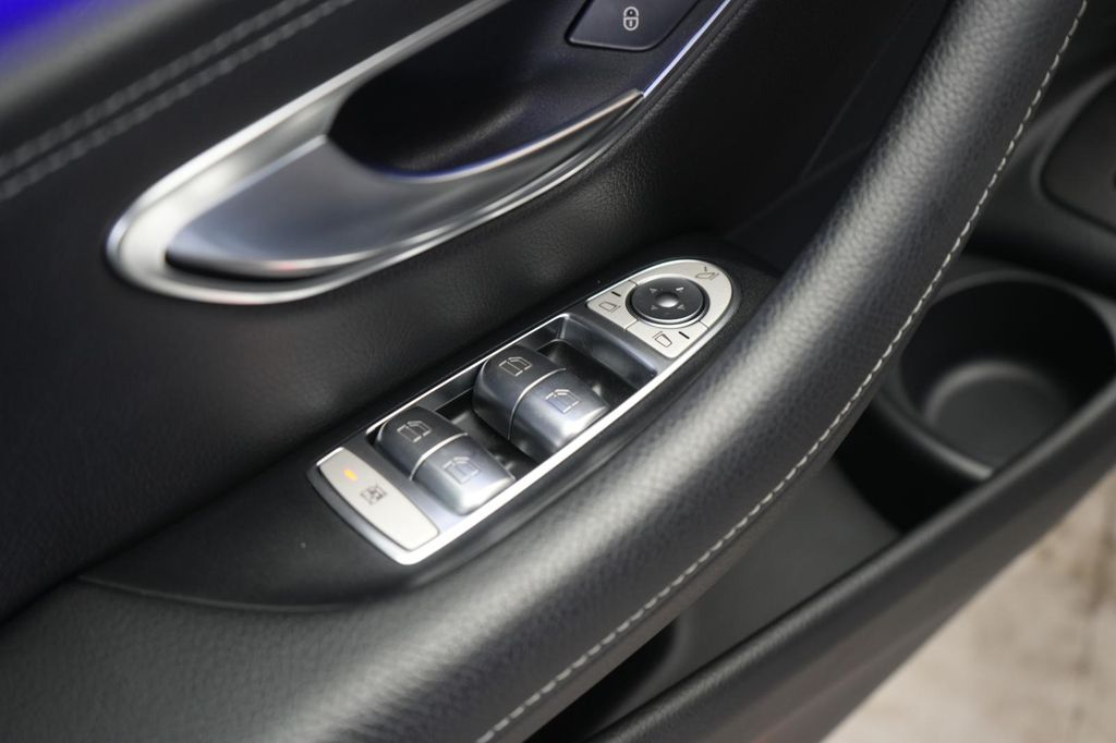 Mercedes-Benz E 300 2021