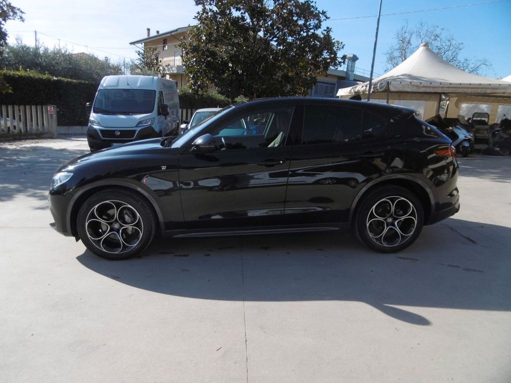 Alfa Romeo Stelvio 2022