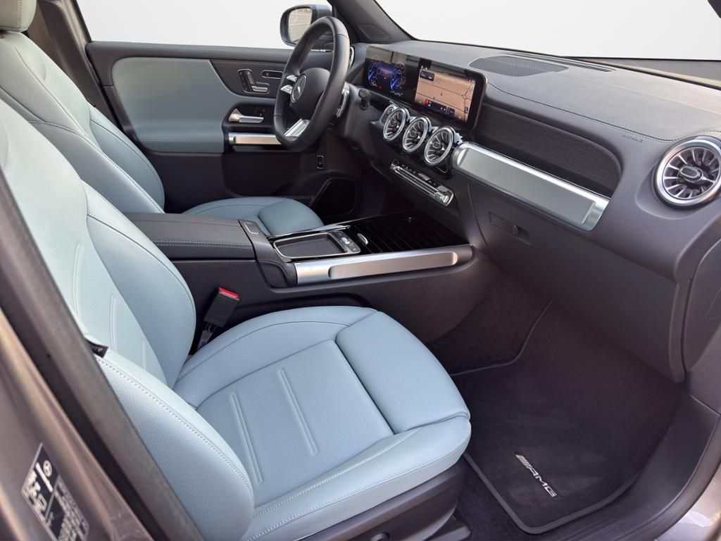 Mercedes-Benz EQB 2024