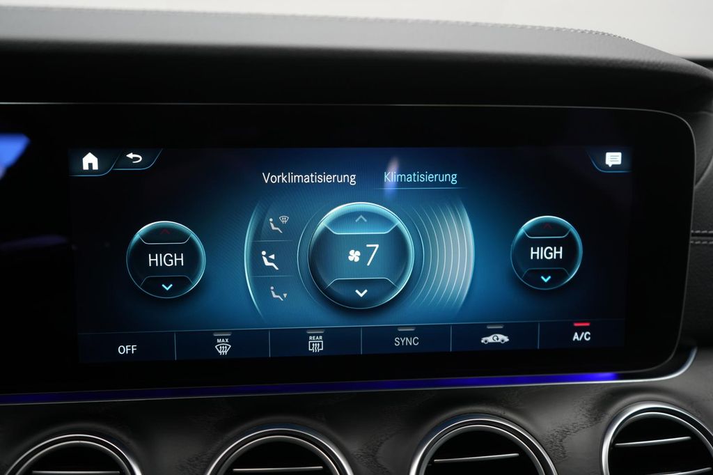 Mercedes-Benz E 300 2021