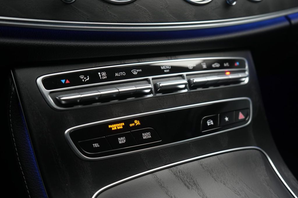 Mercedes-Benz E 300 2021