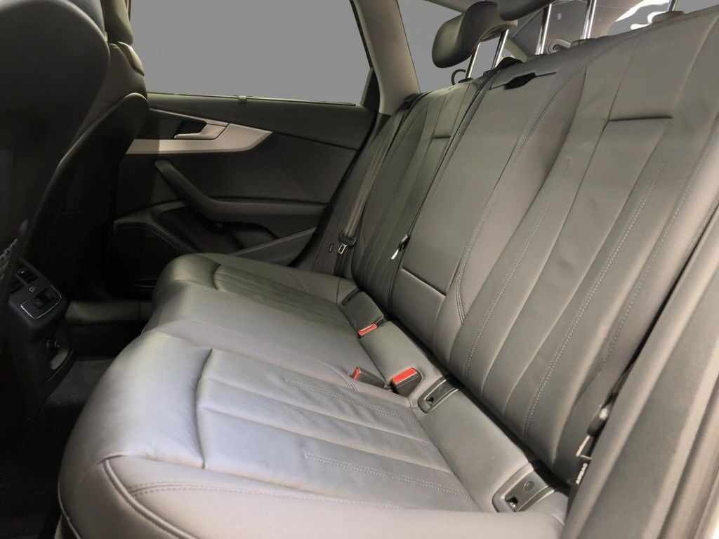 Audi A4 2022