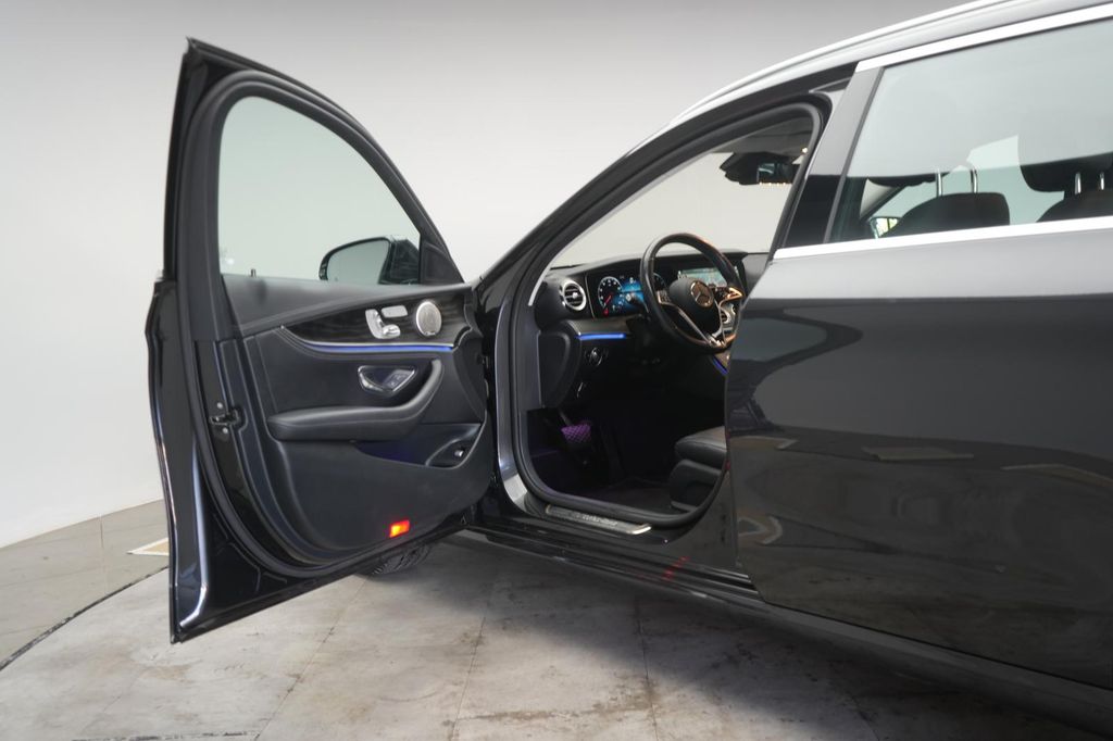 Mercedes-Benz E 300 2021