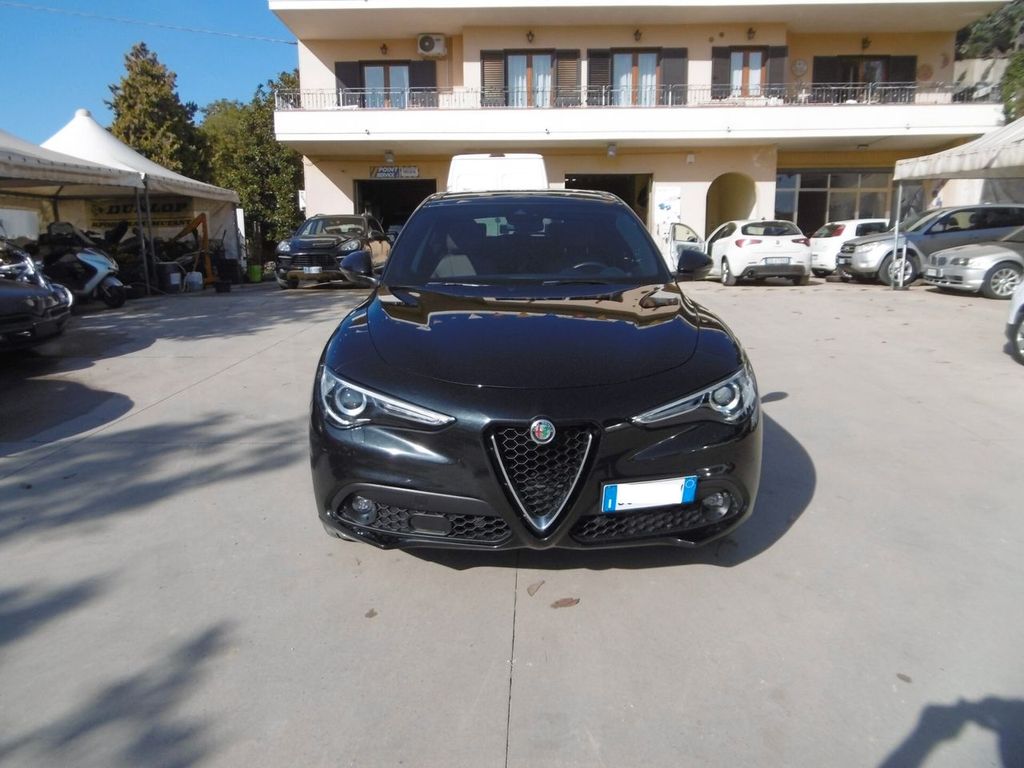 Alfa Romeo Stelvio 2022