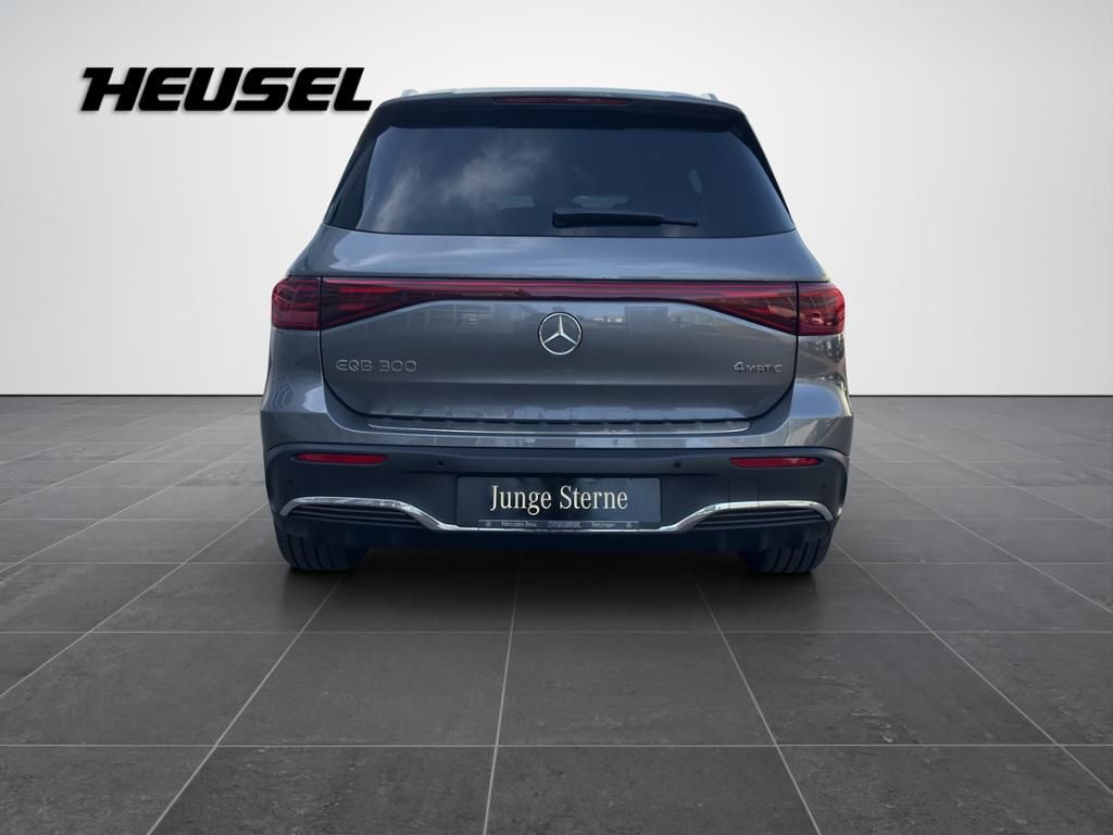 Mercedes-Benz EQB 2024