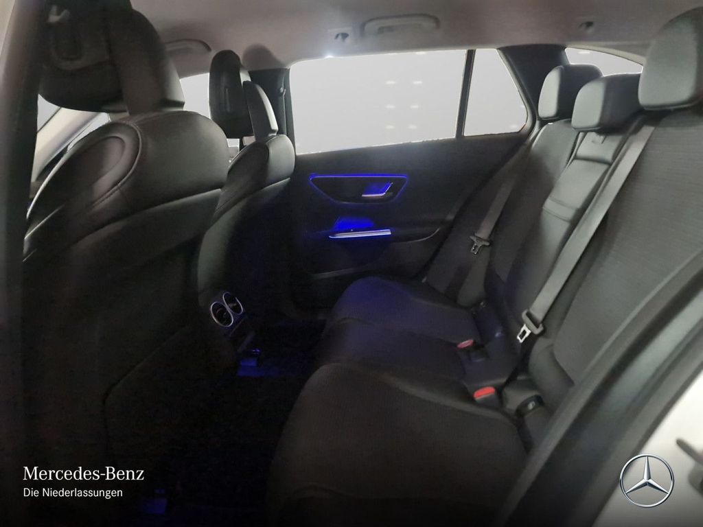 Mercedes-Benz C 200 2025