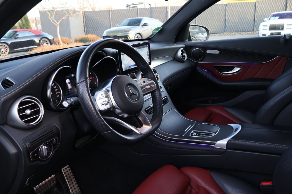 Mercedes-Benz GLC 300 2021