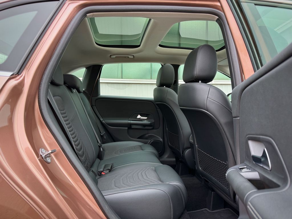 Mercedes-Benz B 250 2021