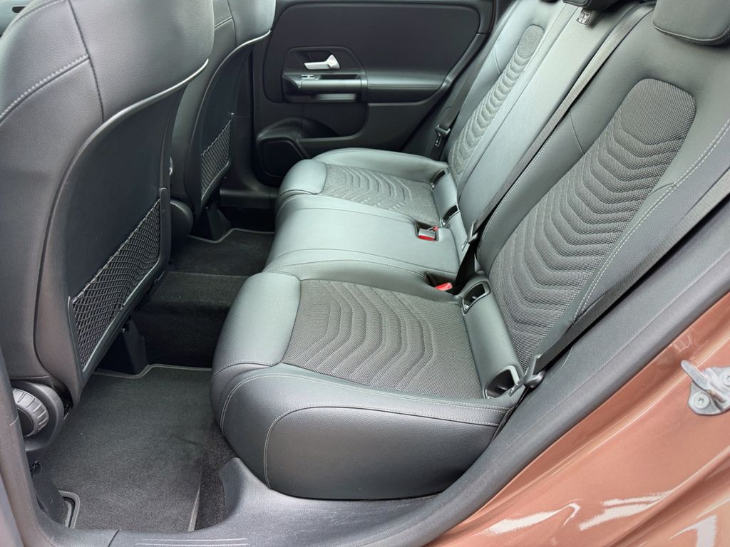 Mercedes-Benz B 250 2021