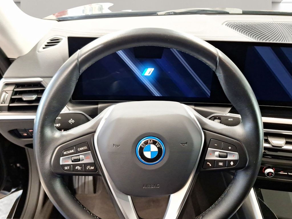BMW i4 2023