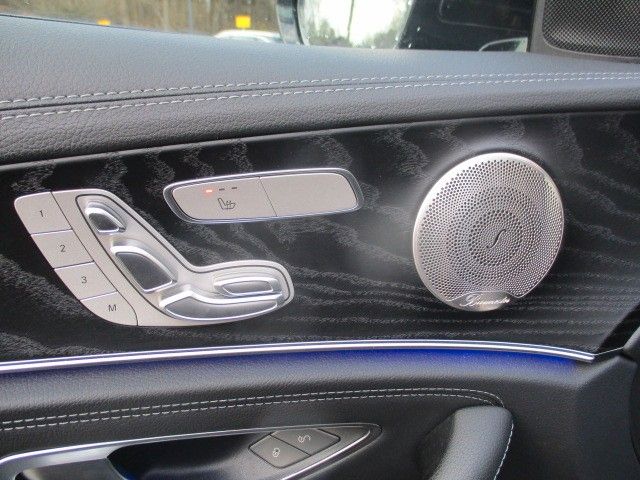 Mercedes-Benz E 300 2022