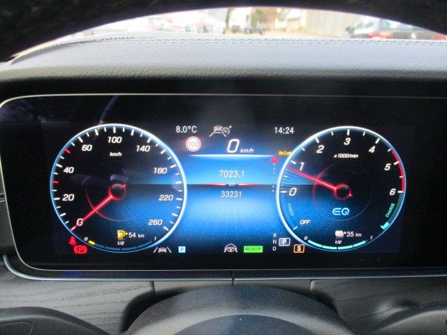 Mercedes-Benz E 300 2022