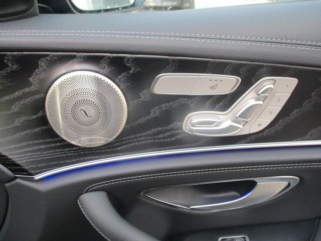 Mercedes-Benz E 300 2022