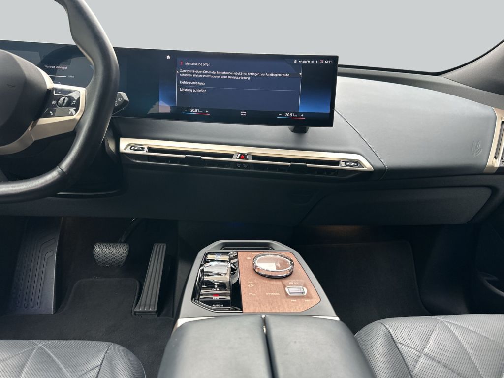 BMW iX 2022