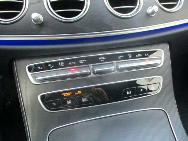 Mercedes-Benz E 300 2022
