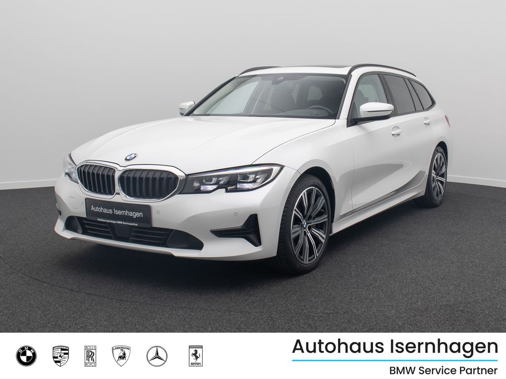 BMW 330 2022