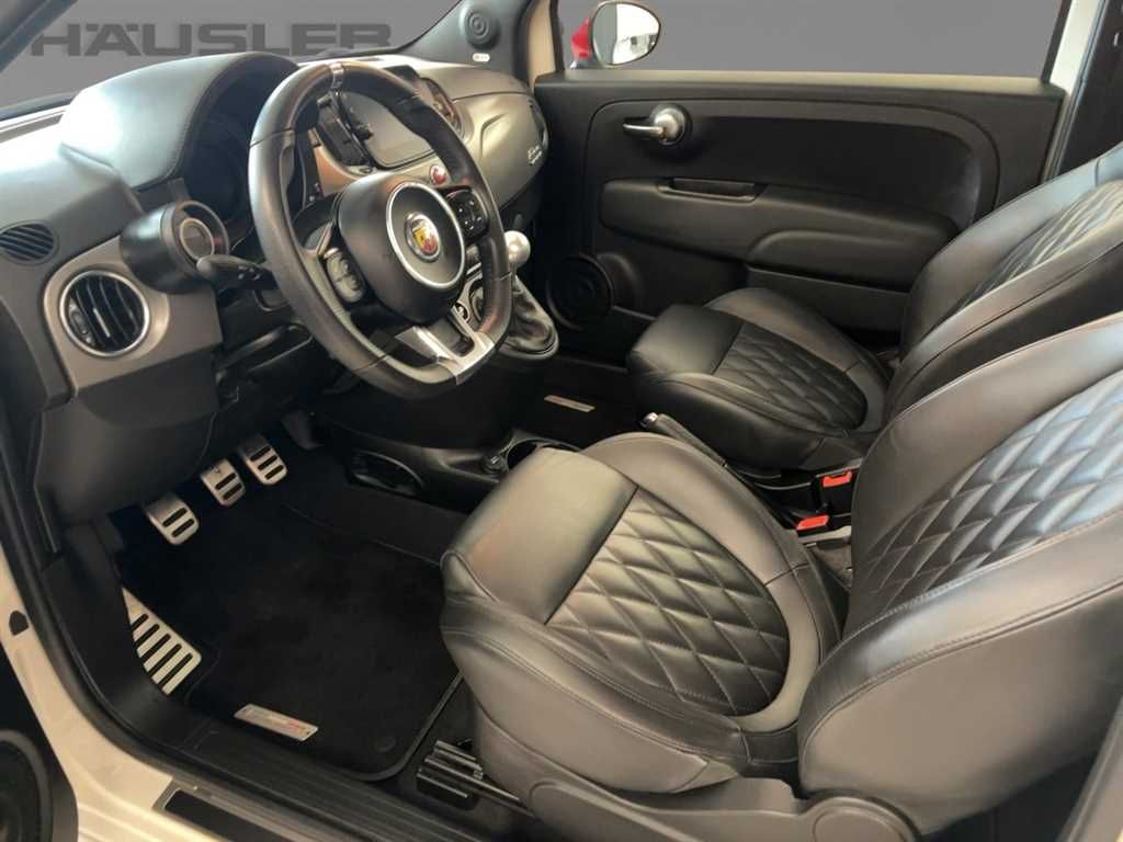 Abarth 500C 2022
