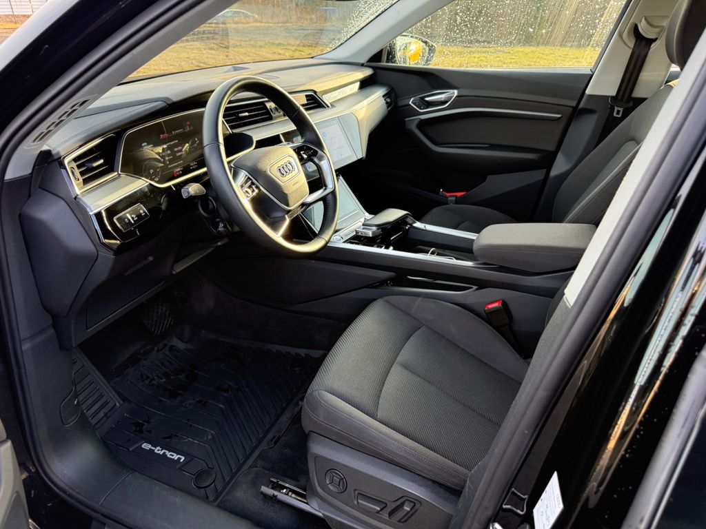 Audi e-tron 2021