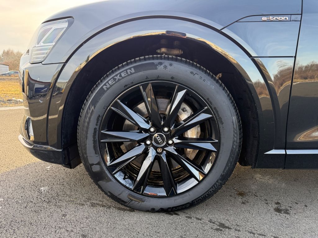 Audi e-tron 2021