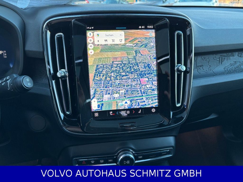 Volvo EX40 2025
