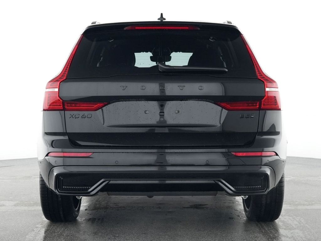 Volvo XC60 2025