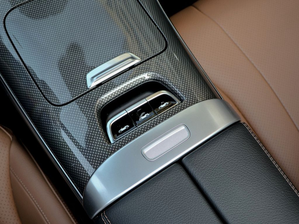 Mercedes-Benz CLE 200 2025