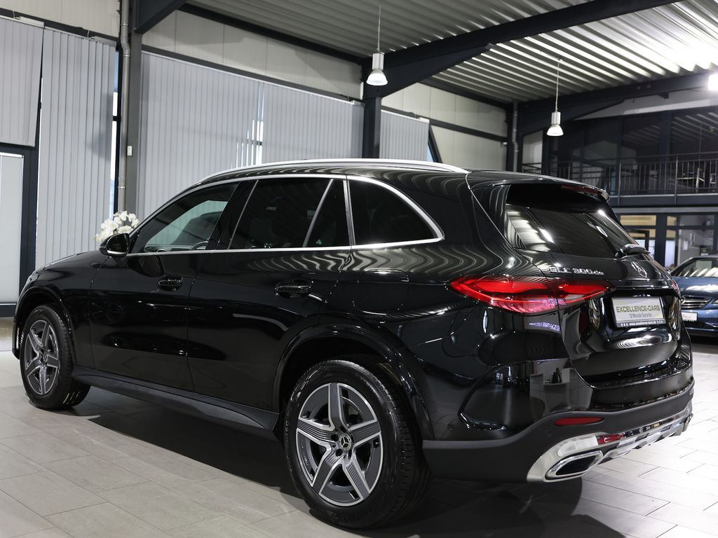 Mercedes-Benz GLC 300 2023