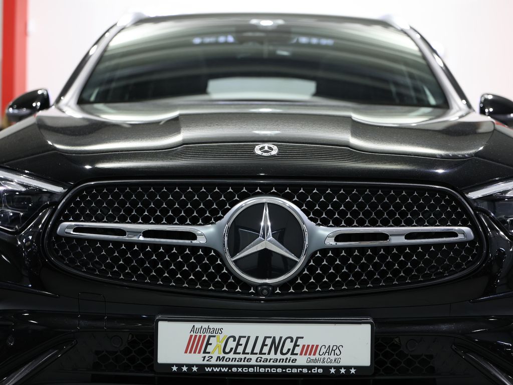 Mercedes-Benz GLC 300 2023