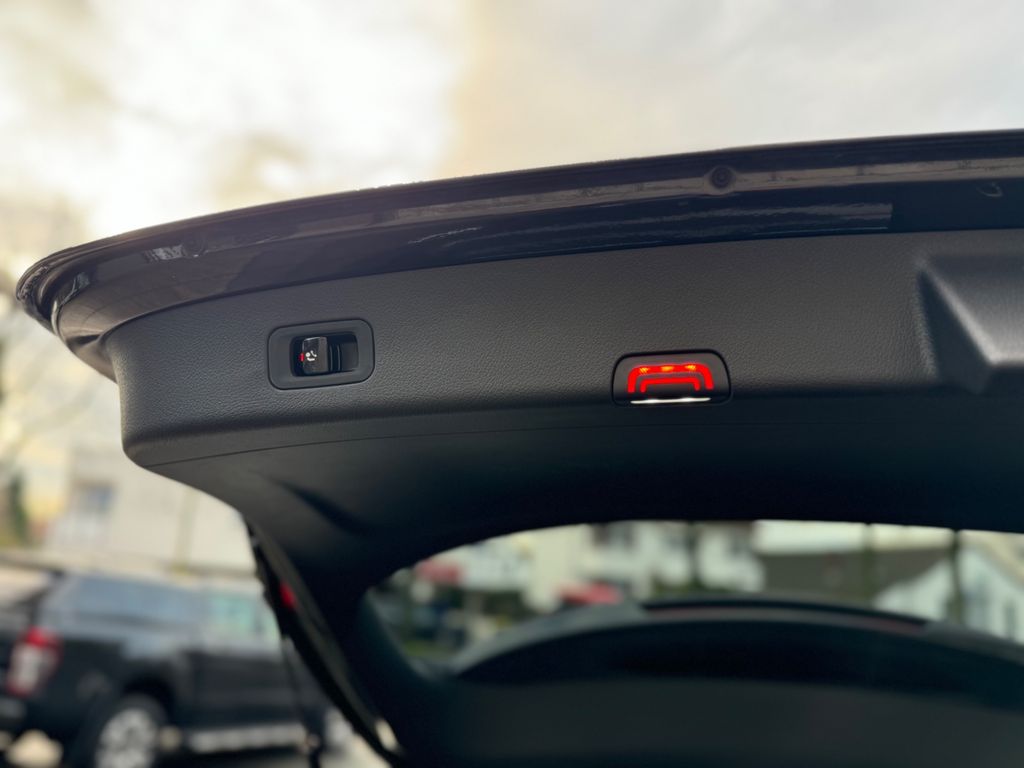 Mercedes-Benz GLC 300 2024