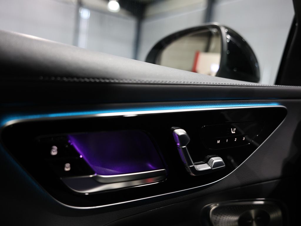 Mercedes-Benz GLC 300 2023