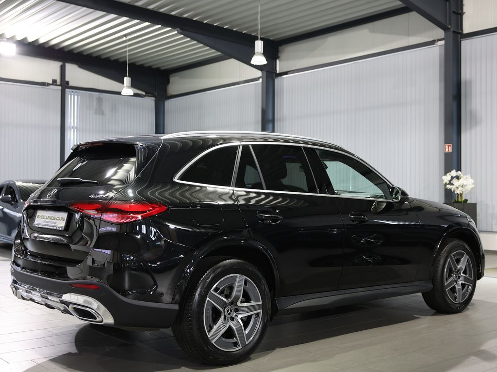 Mercedes-Benz GLC 300 2023