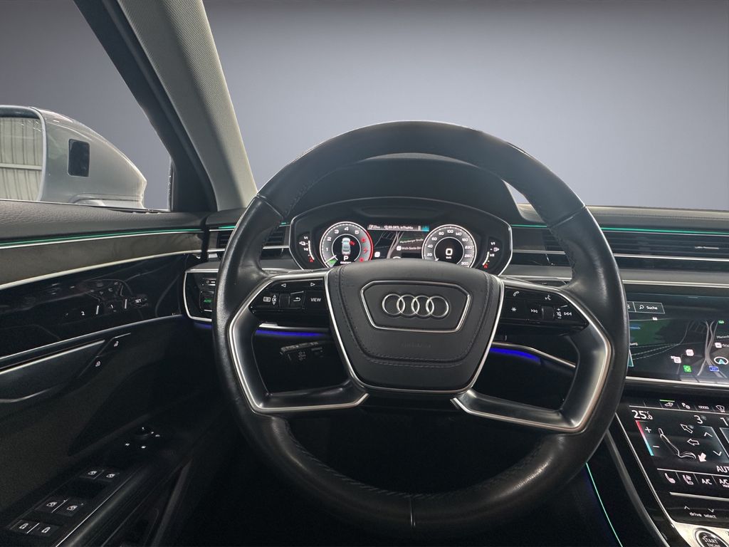 Audi A8 2022