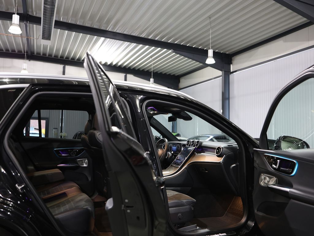 Mercedes-Benz GLC 300 2023
