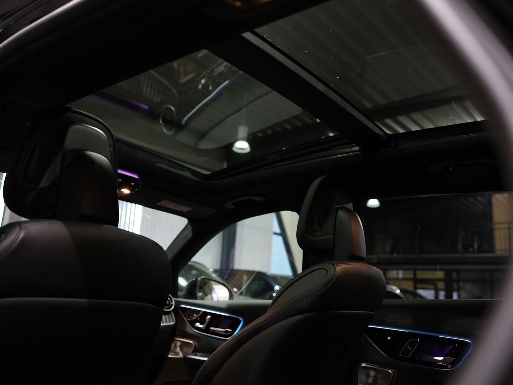 Mercedes-Benz GLC 300 2023