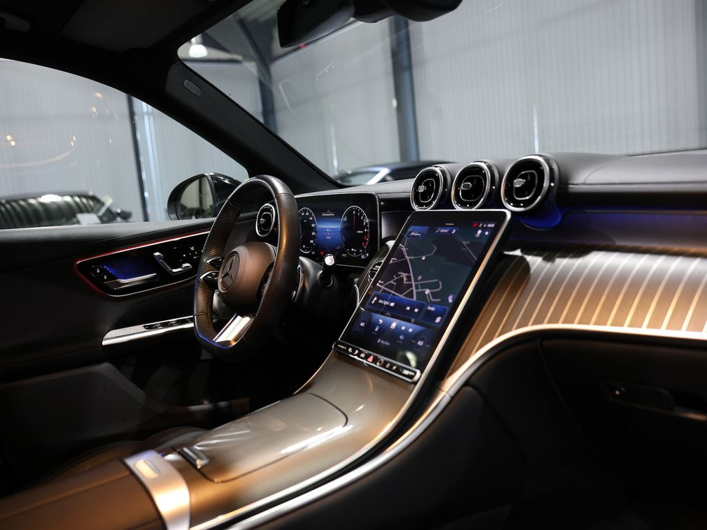 Mercedes-Benz GLC 300 2023