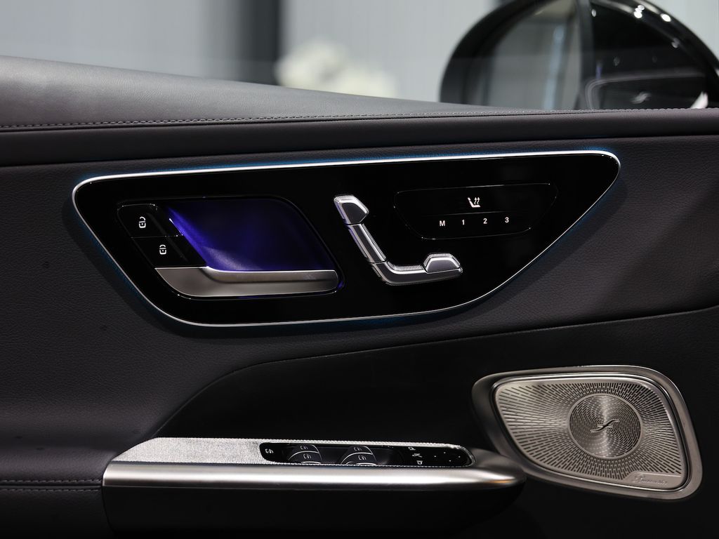 Mercedes-Benz GLC 300 2023