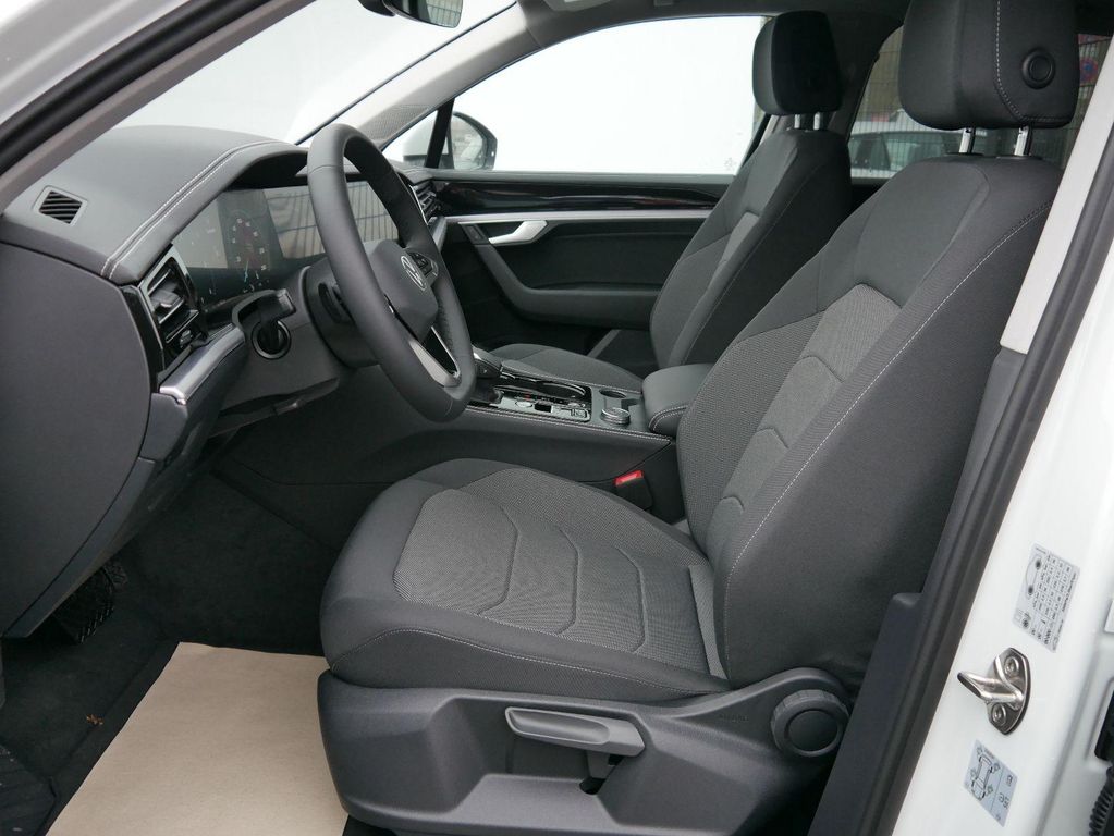 Volkswagen Touareg 2025