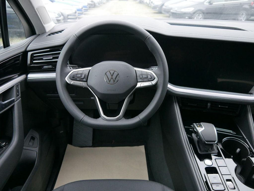 Volkswagen Touareg 2025