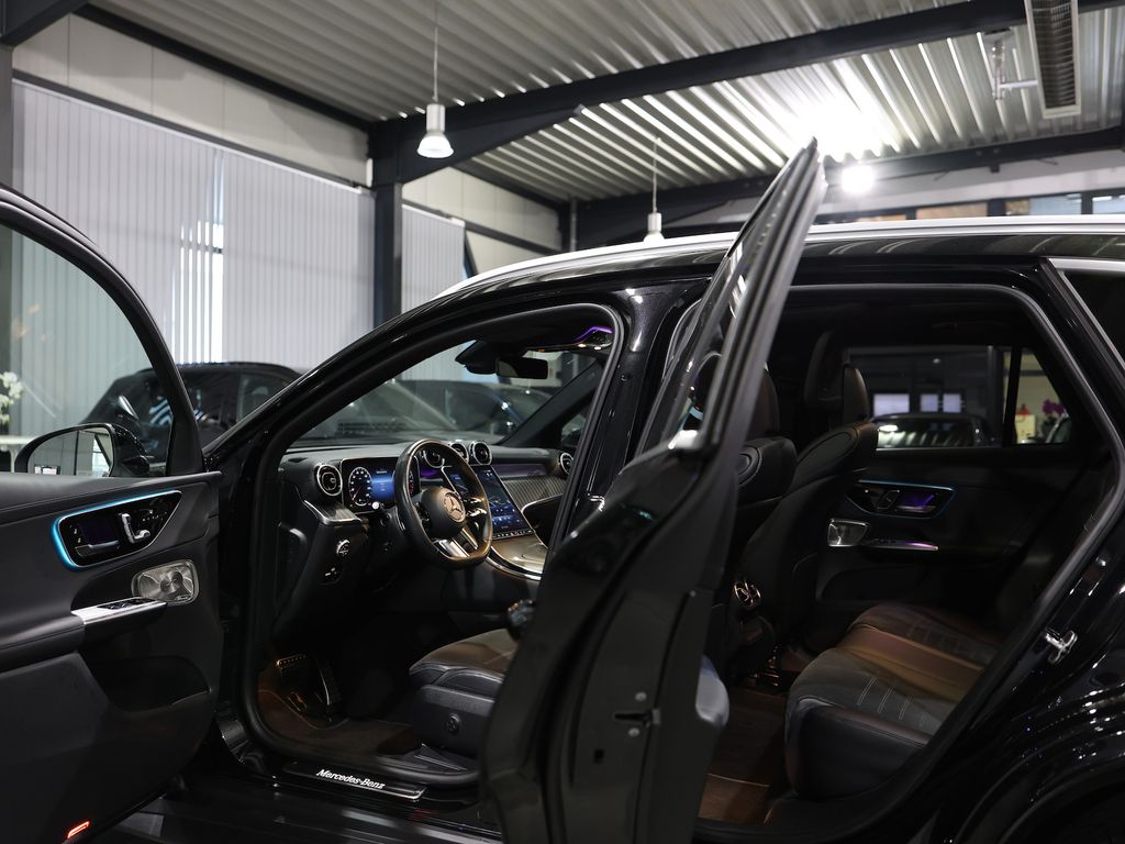 Mercedes-Benz GLC 300 2023