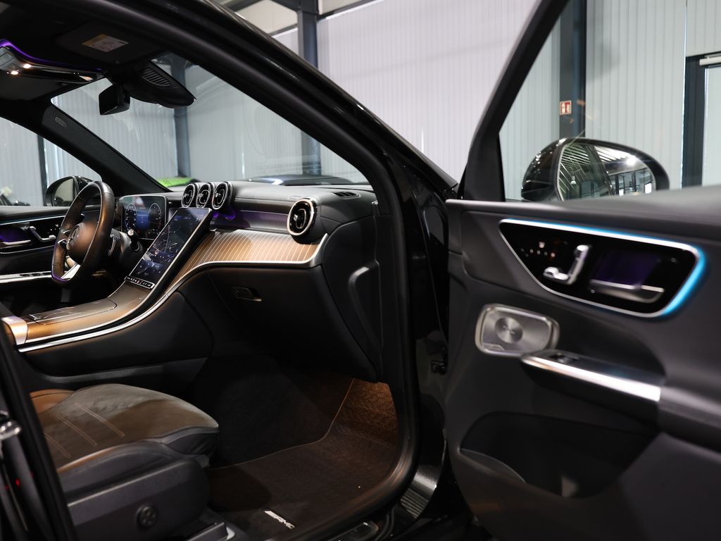 Mercedes-Benz GLC 300 2023