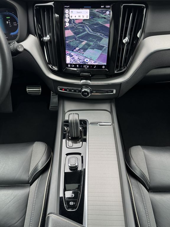 Volvo XC60 2022