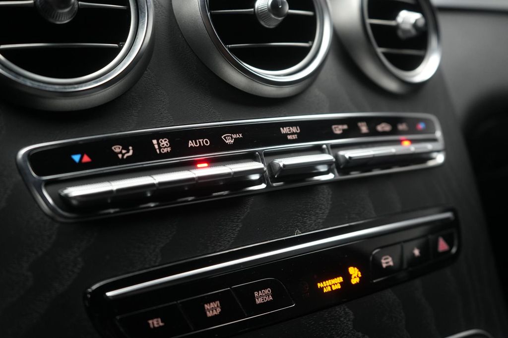 Mercedes-Benz GLC 300 2022